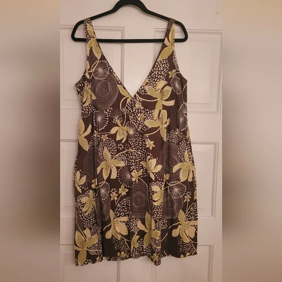 Old Navy Brown Yellow Floral Flowy Dress w/ Pockets - Picture 2 of 5
